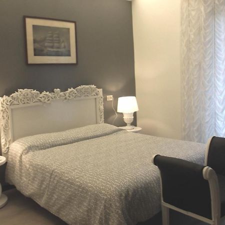 La Residenza Del Grand Hotel Gabicce Mare Habitación foto