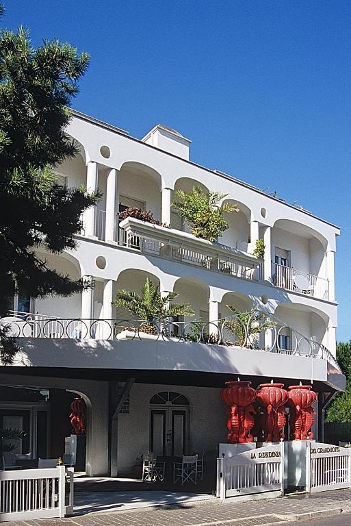 La Residenza Del Grand Hotel Gabicce Mare Exterior foto