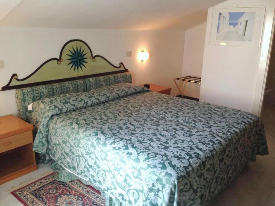 La Residenza Del Grand Hotel Gabicce Mare Habitación foto