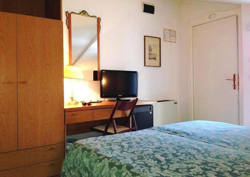 La Residenza Del Grand Hotel Gabicce Mare Habitación foto